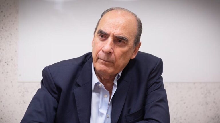 Guillermo Francos: «Hay grupos que intentan desestabilizar al Gobierno»