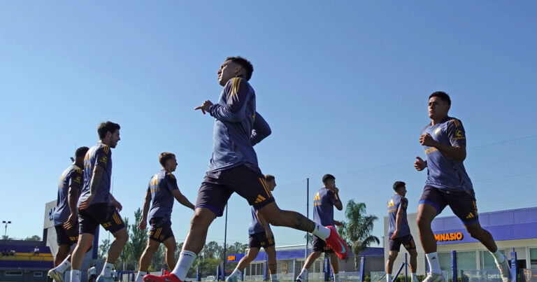 Luz, cámara y acción: el video que publicó Boca de la práctica de fútbol previa a Newell’s