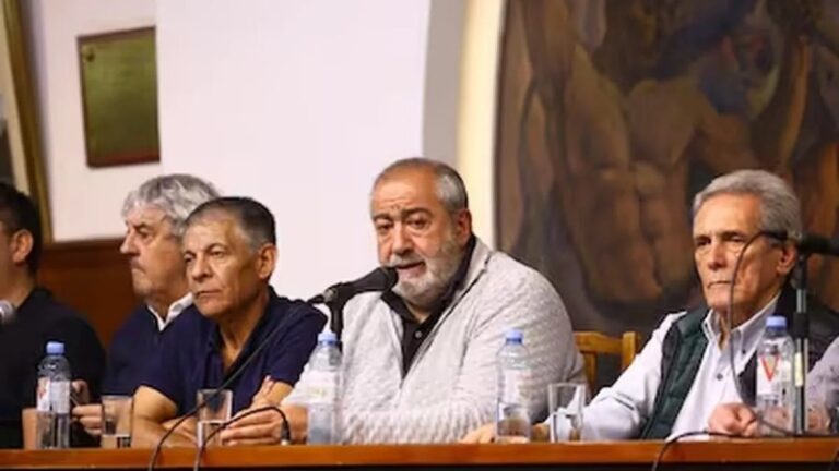 El tercer paro nacional de la CGT junto a las dos CTA tuvo un «éxito rotundo»
