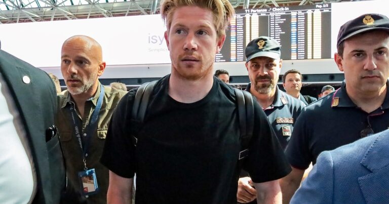 Video: locura por De Bruyne en Nápoles