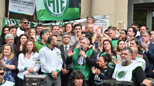 La Justicia suspendió el decreto que eliminaba el feriado del día del trabajador estatal
