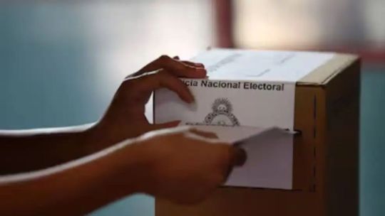 Andy Tow: La disputa entre el PRO y La Libertad Avanza es por por quién nomina los candidatos