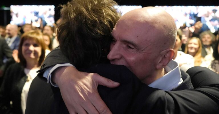Gobierno en campaña: inflación 0% a fin de año y el monopolio del insulto para Javier Milei