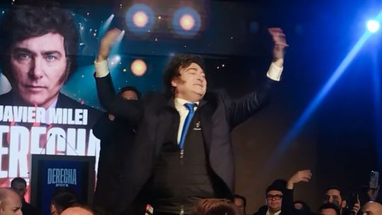 Milei en Córdoba: anticipó un triunfo en octubre y llamó bruta traidora a Villarruel en el Derecha Fest