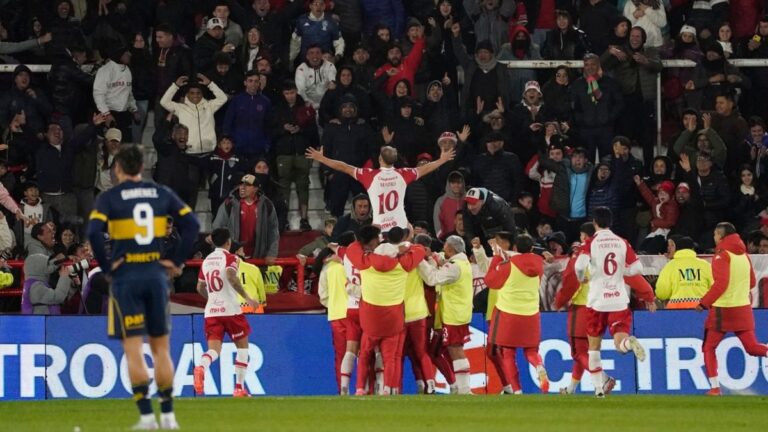 Boca perdió con Huracán en el Ducó y profundizó su crisis