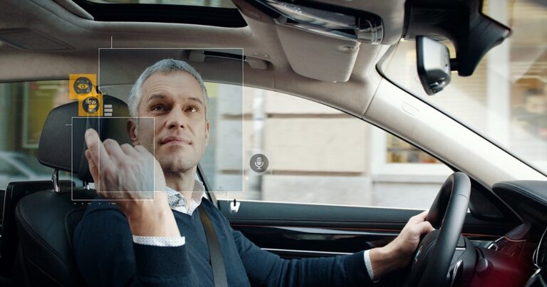 Cómo convertir tu auto en inteligente sin gastar una fortuna: cuatro dispositivos para modernizar tecnología y seguridad