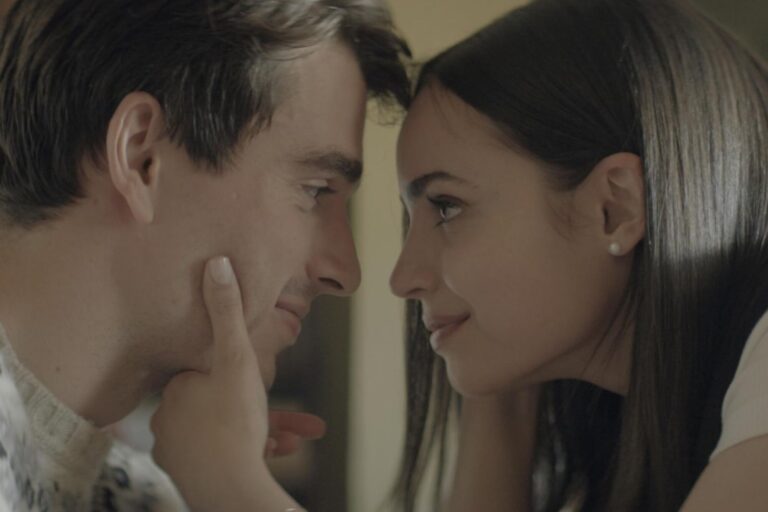 Mi año en Oxford llegó a Netflix y abrió un debate en las redes sociales