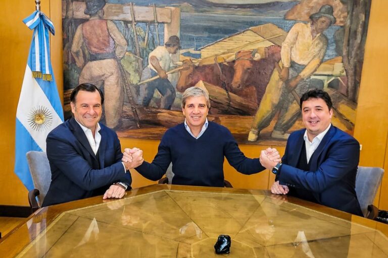 Se van dos funcionarios del Ministerio de Economía