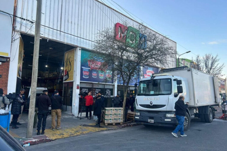Córdoba: millonario robo con inhibidor de alarmas en un mayorista de alimentos