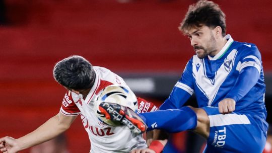 Huracán y Vélez igualaron sin goles en un duelo friccionado y carente de emociones
