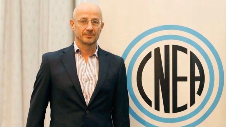 Otra salida: renunció el presidente de la Comisión Nacional de Energía Atómica