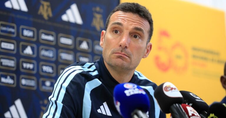 Los campeones del mundo, bajo la lupa a seis meses del Mundial: de Thiago Almada con cartel de venta y Julián Álvarez sin gol a un Lautaro Martínez intratable