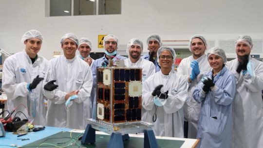 La misión Artemis II de la NASA llevará al «Atenea», un microsatélite argentino