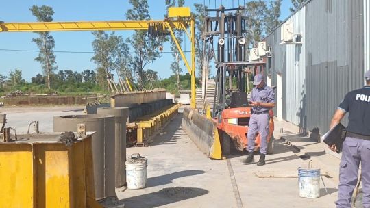 Un operario de Chaco murió tras ser golpeado por una estructura metálica en una obra