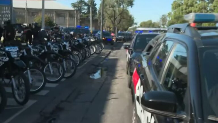 El Gobierno Nacional se desentiende de la protesta policial en Santa Fe: «Responsabilidad de cada provincia»