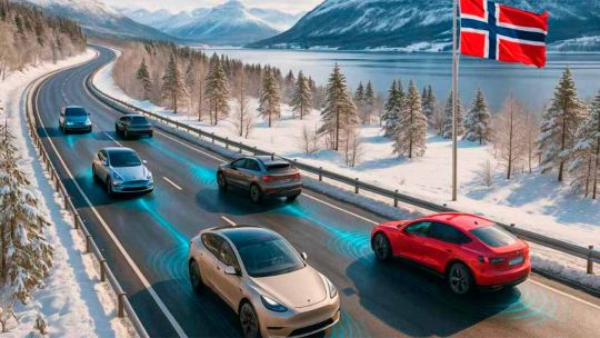 La asombrosa propuesta de Noruega para la movilidad inteligente: carga inalámbrica de autos eléctricos a través del pavimento