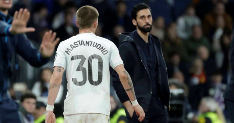 Qué dijo Arbeloa tras la roja de Mastantuono