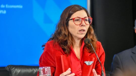 Silvina Batakis: «La mano invisible de Adam Smith existe, pero no resuelve los problemas de la economía»