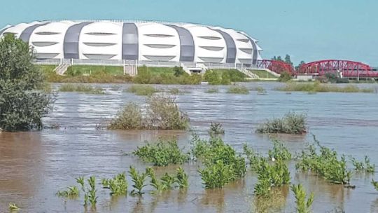 Se mantiene la alerta en Santiago del Estero por las inundaciones