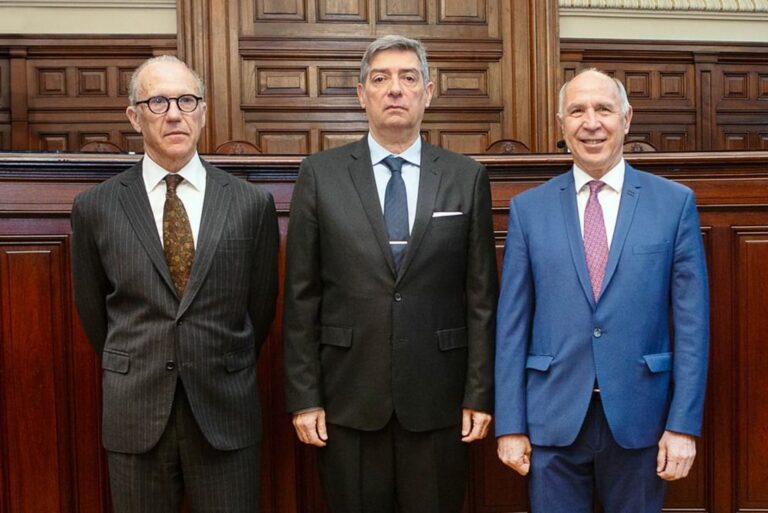 Los tres ministros de la Corte Suprema de Justicia de la Nación en el Palacio de Tribunales.