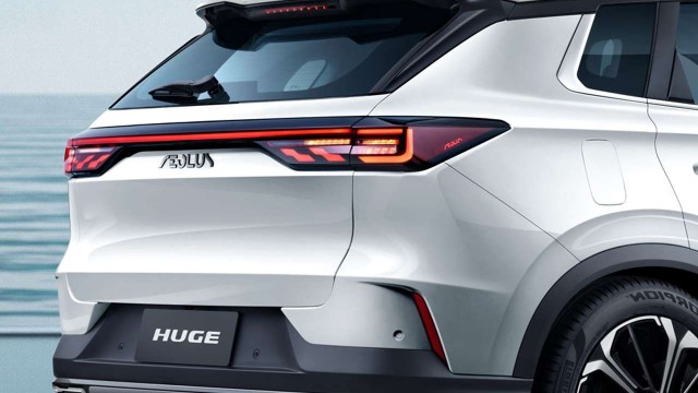 Línea de vehículos Dongfeng Box, Mage y Huge presentados en Argentina