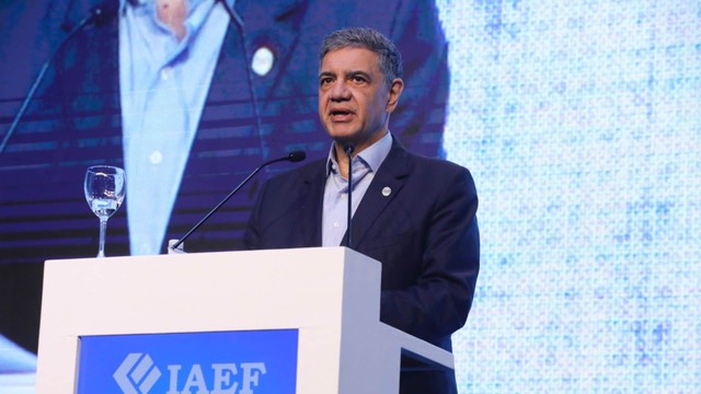 Jorge Macri, jefe de Gobierno de la Ciudad de Buenos Aires, en su despacho.