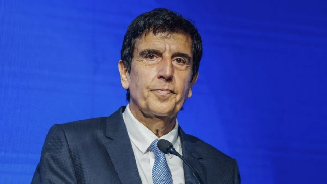 Carlos Melconian, economista, durante una entrevista o exposición.