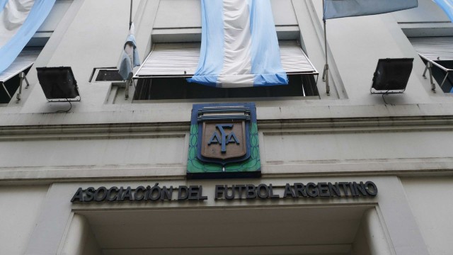 Fachada de la sede de la AFA en Viamonte 1366, Buenos Aires