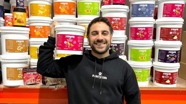 Productos liofilizados de Pomona Foods y frutillas bañadas en chocolate