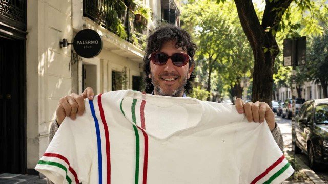 Prendas de Trapo Fashion Fear hechas con repasadores y trapos rejilla
