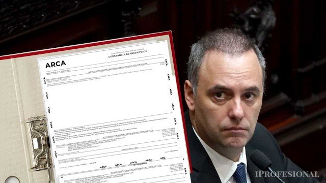 Funcionarios argentinos en reunión de gabinete