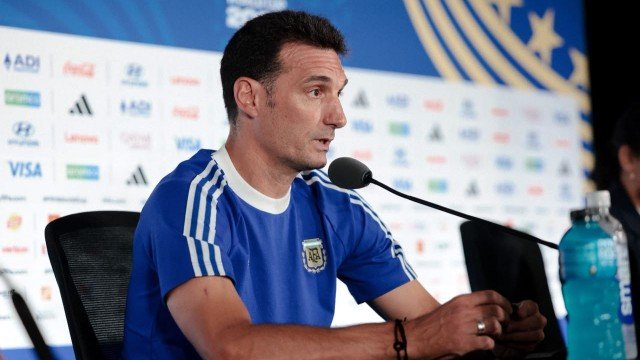 Lionel Scaloni durante la semifinal del Mundial 2026 ante Inglaterra