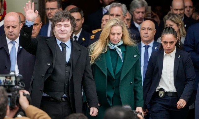 Presidente Javier Milei encabezando reunión de Gabinete en Casa Rosada