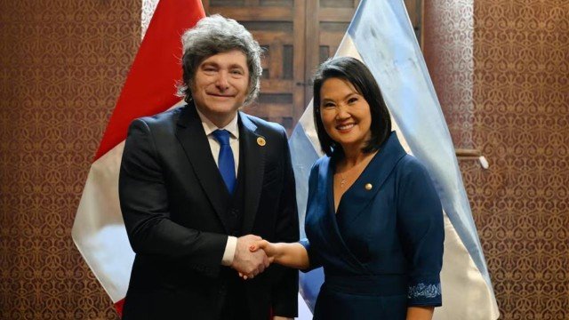 Javier Milei y Keiko Fujimori durante reunión bilateral en Lima